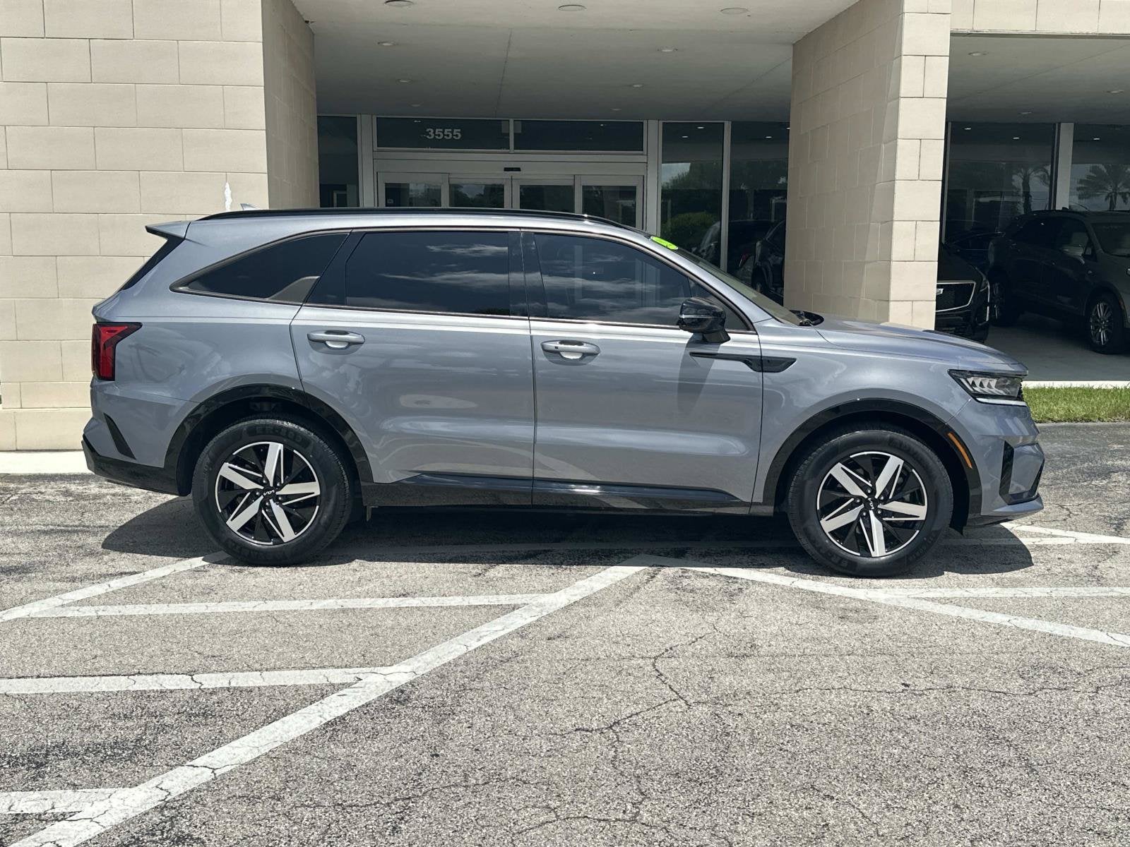 2023 Kia Sorento S