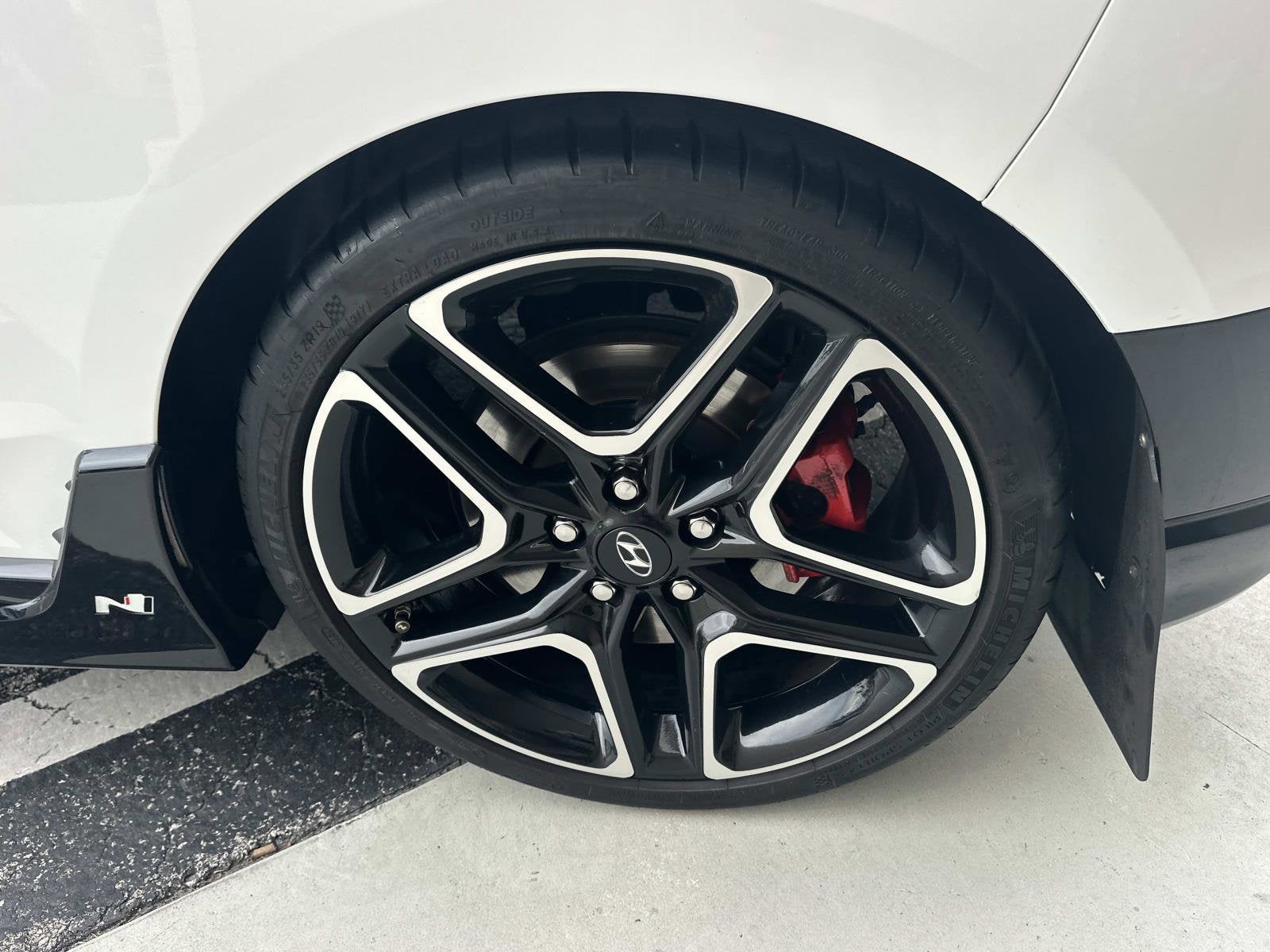 2022 Hyundai Veloster N BASE