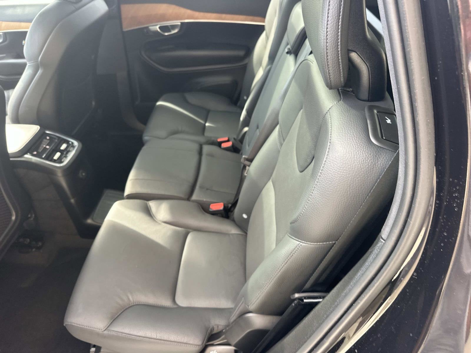 2024 Volvo XC90 Recharge Plug-In Hyb Plus Bright Theme