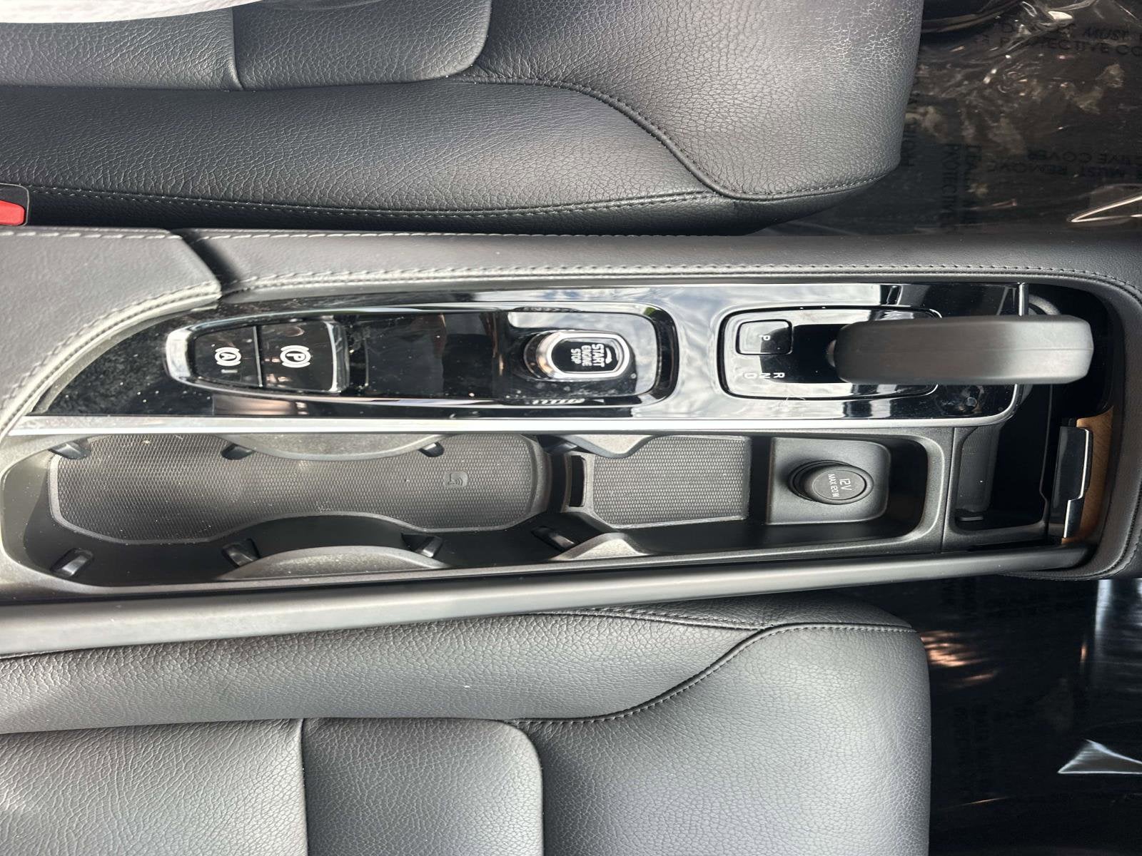 2024 Volvo XC90 Recharge Plug-In Hyb Plus Bright Theme